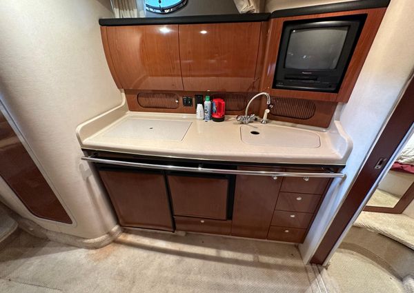 Sea Ray 360 Sundancer image