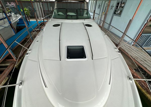 Sea Ray 360 Sundancer image