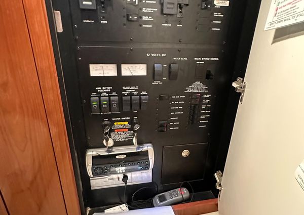 Sea Ray 360 Sundancer image