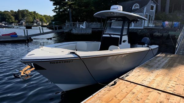 Cobia 280 Center Console 