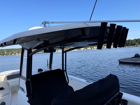 Cobia 280 Center Console image