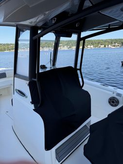 Cobia 280 Center Console image