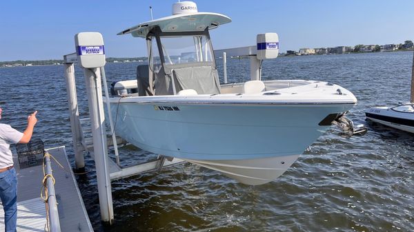 Cobia 261 Center Console