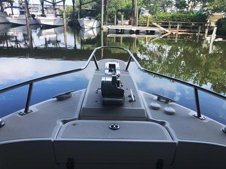 Pursuit 2470 Center Console image