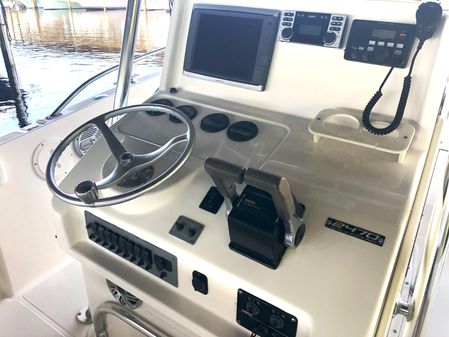 Pursuit 2470 Center Console image