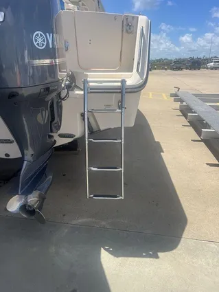 Grady-White Canyon 336 image