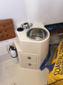 Grady-White Canyon 336 image