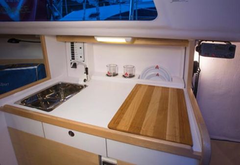 Catalina 275-SPORT image