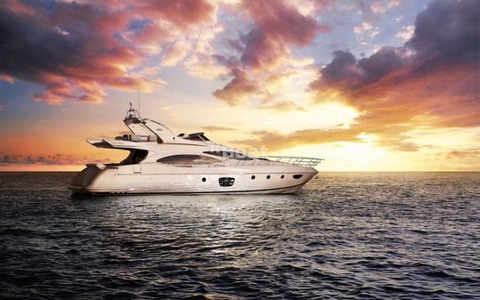 Azimut 68E image