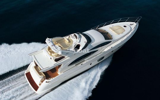 Azimut 68E image