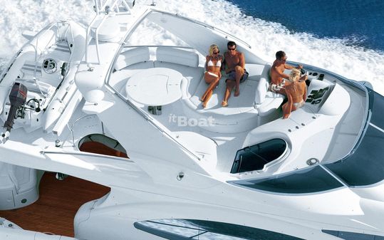 Azimut 68E image