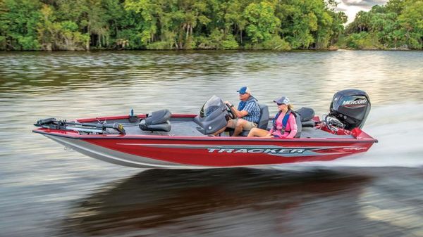 Tracker Pro Team 175 TXW