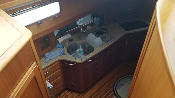 Sabre 48 Salon Express image