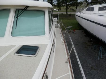 Sabre 48 Salon Express image