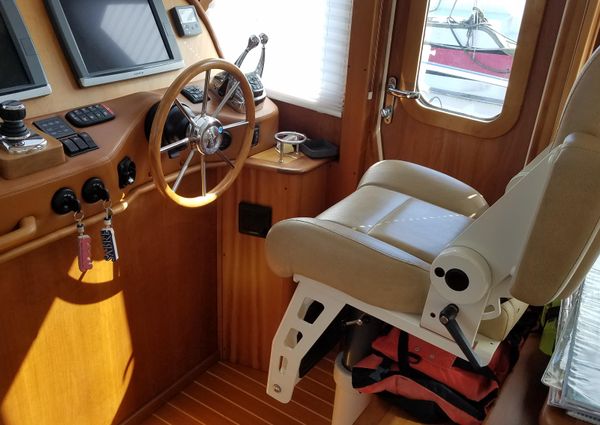 Sabre 48 Salon Express image