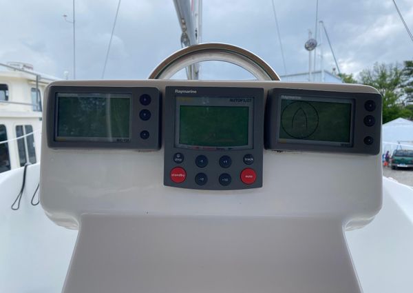 Beneteau 323 Centerboard image