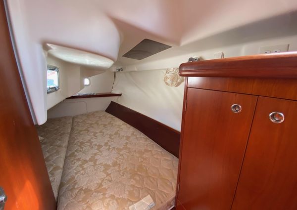 Beneteau 323 Centerboard image