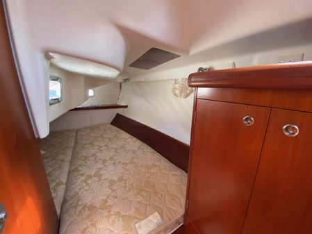 Beneteau 323 Centerboard image