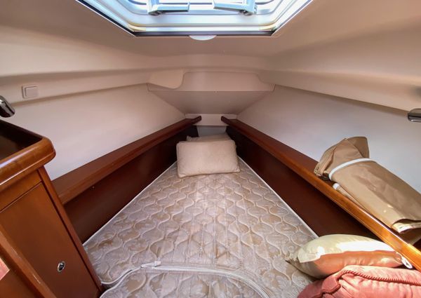 Beneteau 323 Centerboard image