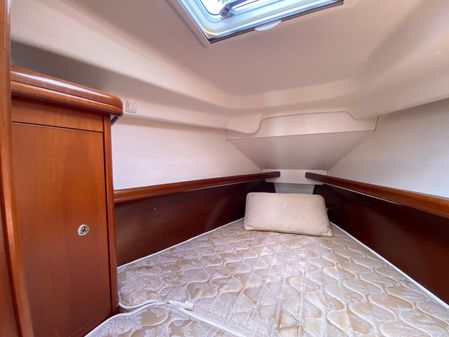 Beneteau 323 Centerboard image