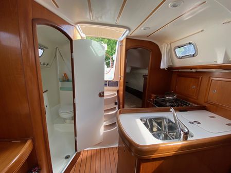 Beneteau 323 Centerboard image