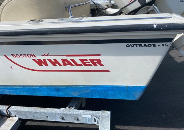 Boston-whaler OUTRAGE-18 image