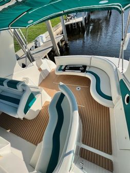 Cruisers Yachts 3570 Esprit image