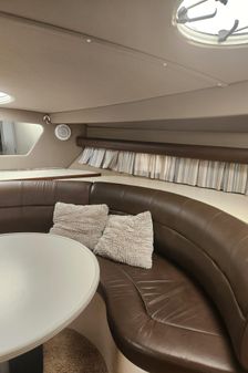 Cruisers Yachts 3570 Esprit image