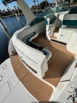 Cruisers Yachts 3570 Esprit image