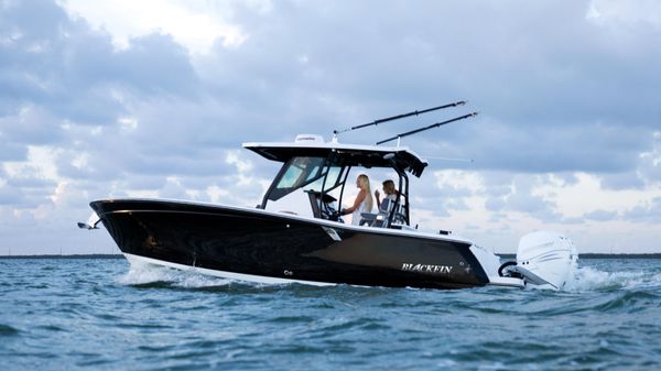 Blackfin 272 CC