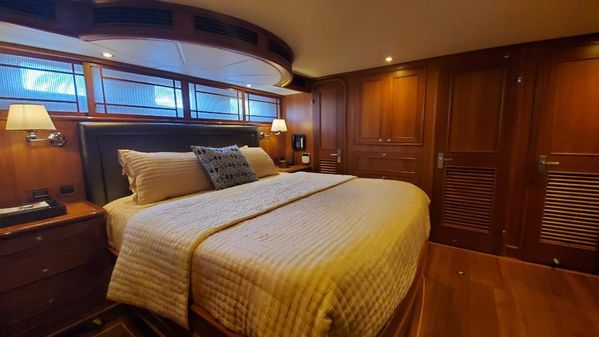 Outer Reef Yachts 70 image