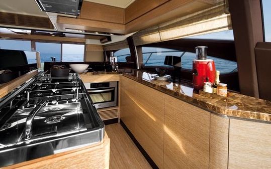 Azimut 64-FLYBRIDGE image