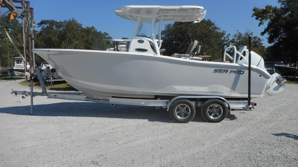 Sea Pro 239 DLX