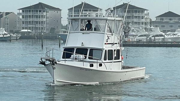 Young Brothers 35 Bridge Boat 