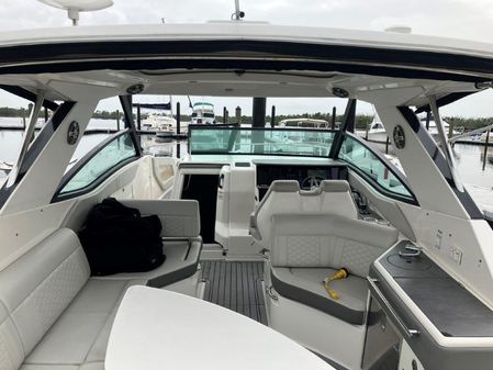 Sea Ray Sundancer 320 OB image