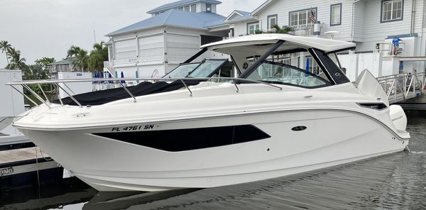 Sea Ray Sundancer 320 OB image