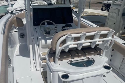 Sportsman OPEN-252-CENTER-CONSOLE image