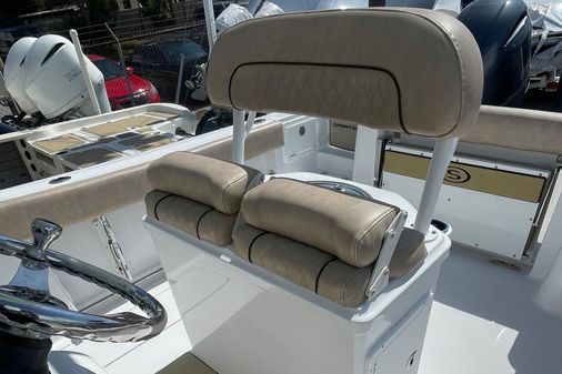 Sportsman OPEN-252-CENTER-CONSOLE image