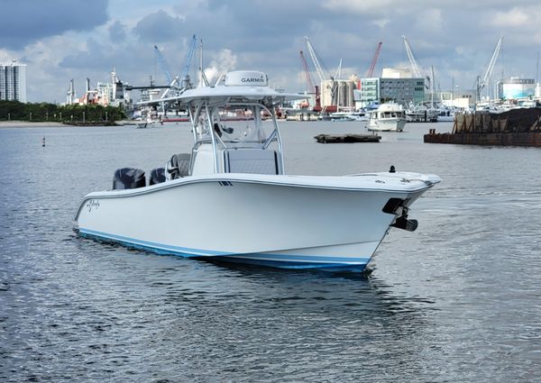 Yellowfin 32 image