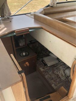 Bayliner 3388-COMMAND-BRIDGE-MOTORYACHT image