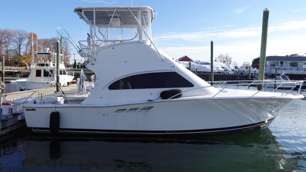 Luhrs 36 Convertible 