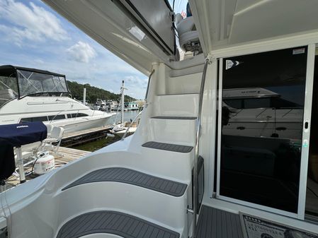 Sea Ray 420 Sedan Bridge image