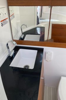 Axopar 28 CABIN image