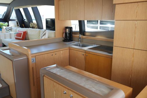 Ferretti Yachts 620 image