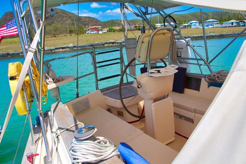 Island Packet 380 image