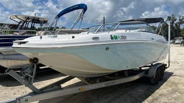 Hurricane SunDeck 217 OB 