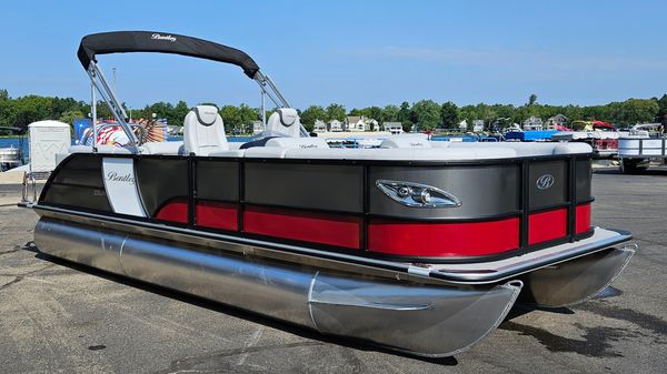 Bentley Pontoons BOAT SHOW PRICING CALL NOW 