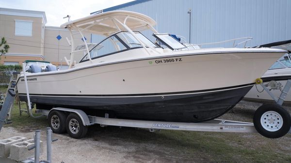 Grady-White Freedom 275