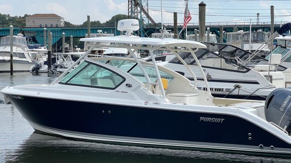 Pursuit DC 266 Dual Console image