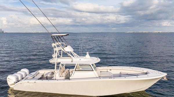 Yellowfin 42
